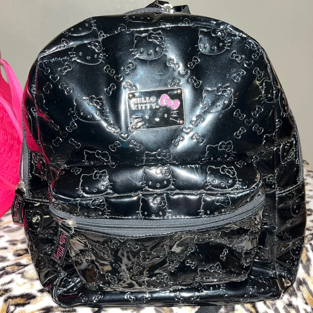 Hello kitty backpack - Picture 7 of 7